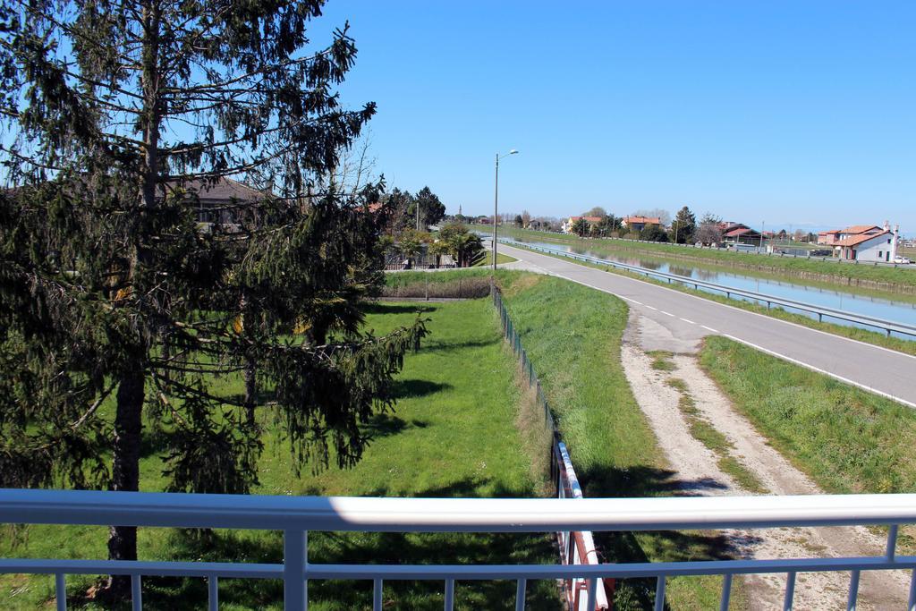 جيسولو Villa Roma Holidays الغرفة الصورة